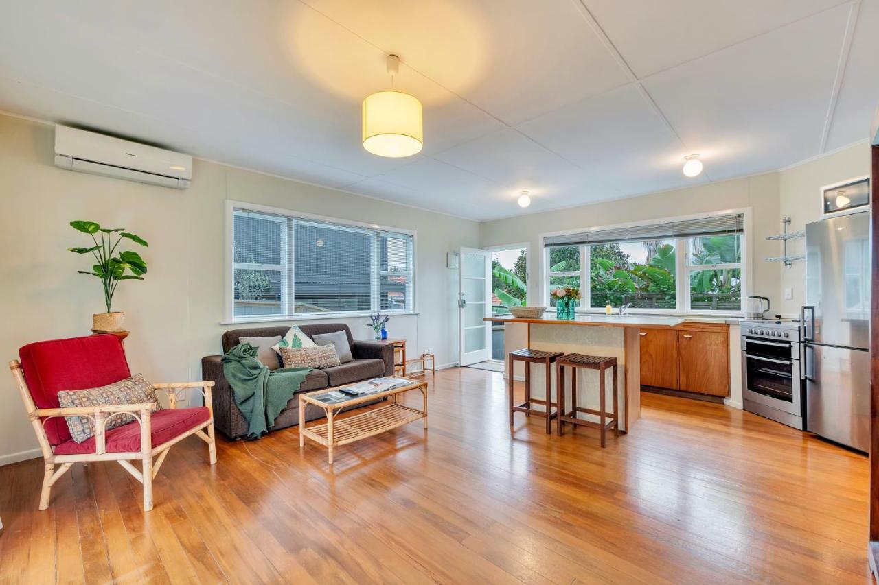 Sunny & Cozy Home Near Western Springs Auckland Ngoại thất bức ảnh